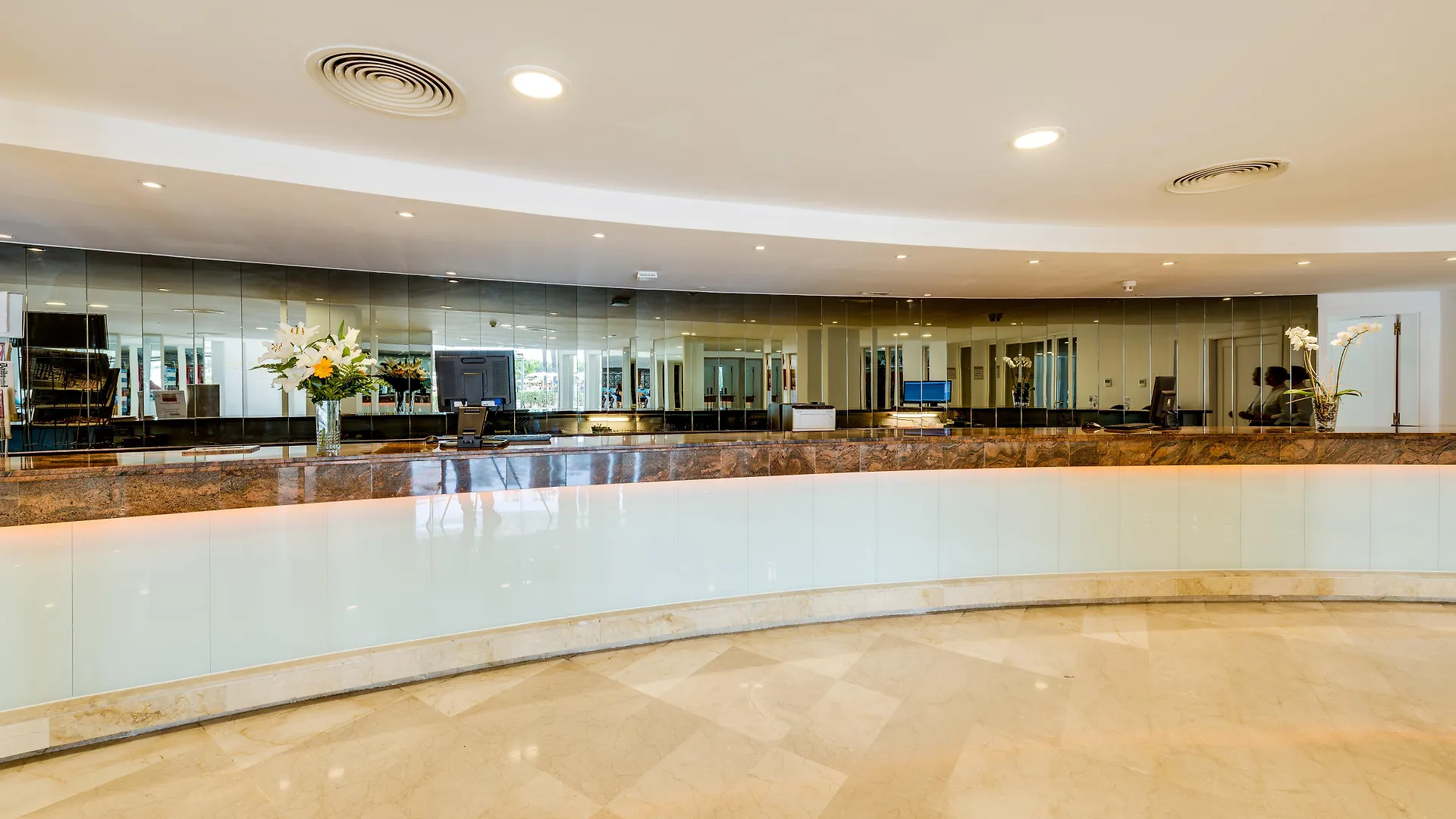 Bellevue Lagomonte Port de Alcudia  Hotell