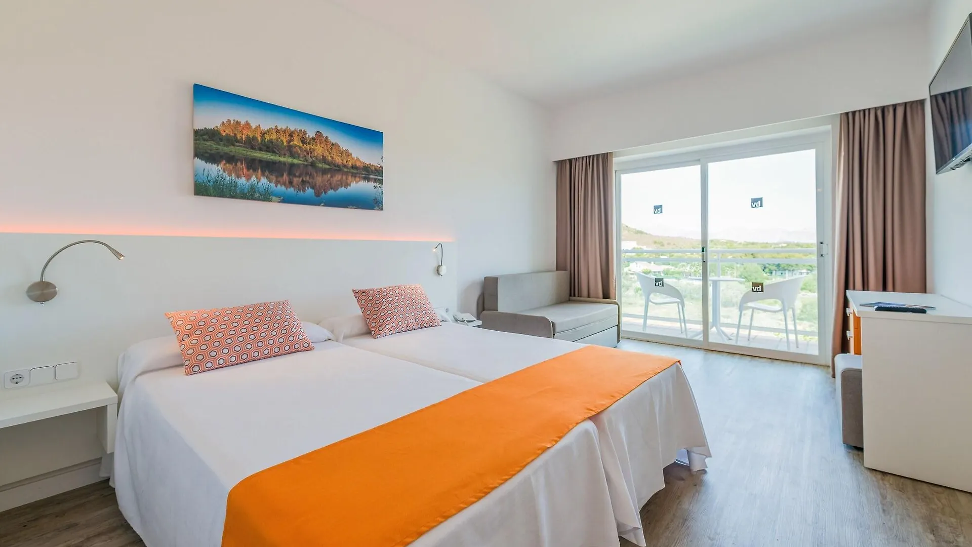 Bellevue Lagomonte Port de Alcudia  Spanien